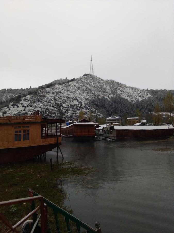 מלון Srīnagar Houseboat - City Of Kashmir מראה חיצוני תמונה
